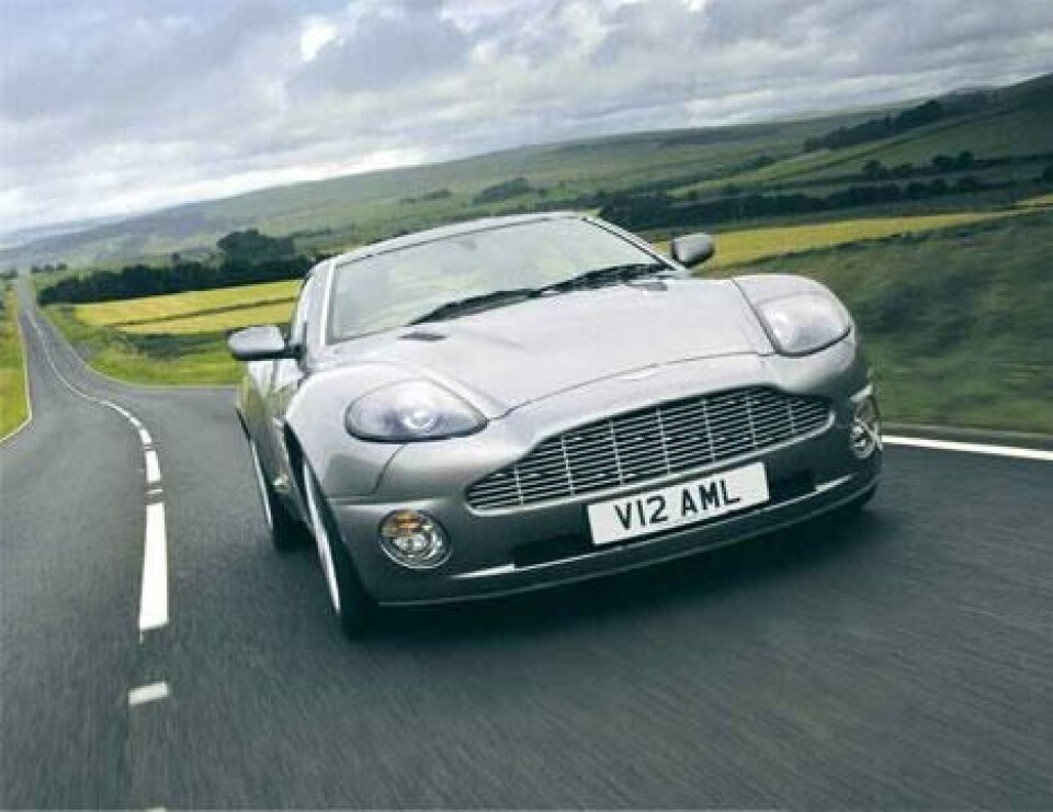 Aston Martin VanquishAston Martin Vanquish Aston Martin VanquishAston Martin Vanquish