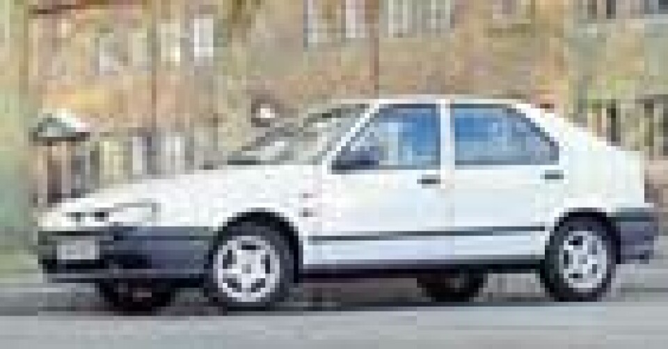 Renault 19