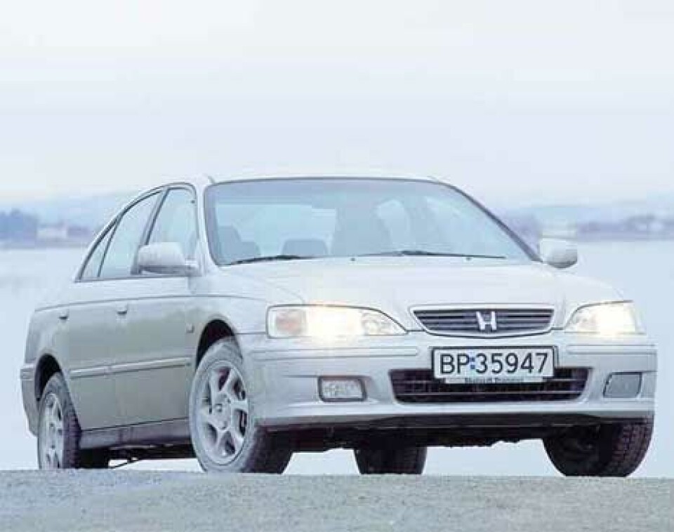Accord 1.8i ESAccord 1.8i ES Accord 1.8i ESAccord 1.8i ES