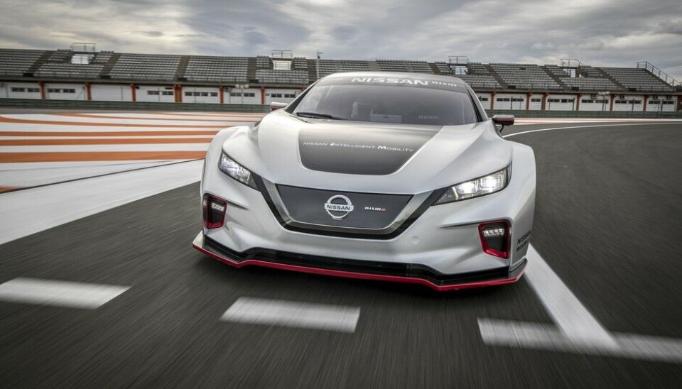 Leaf Nismo RC