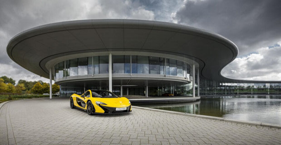 McLaren går i svart
