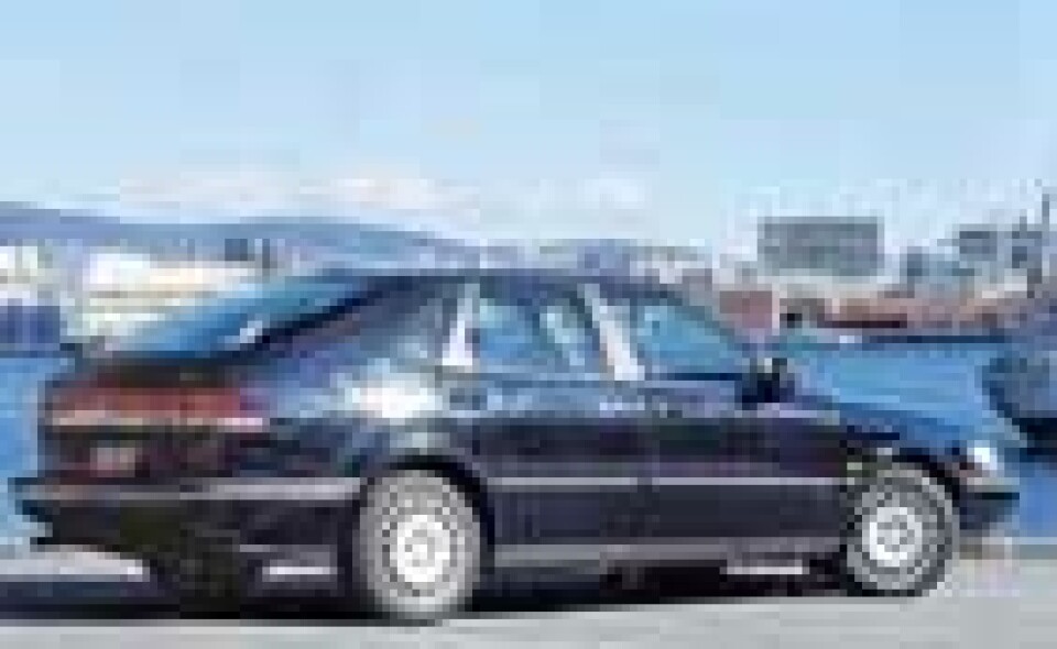 SAAB 900 1993-1997