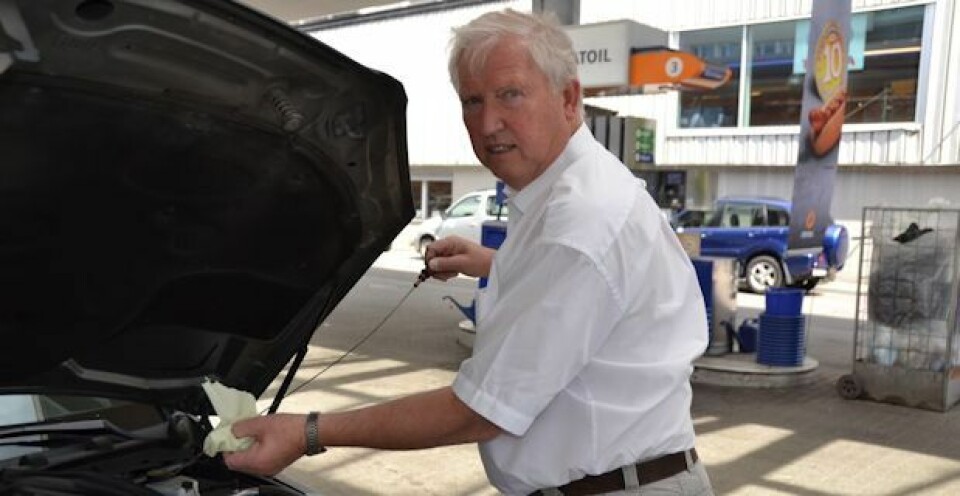 Hardt å være bil i ferien