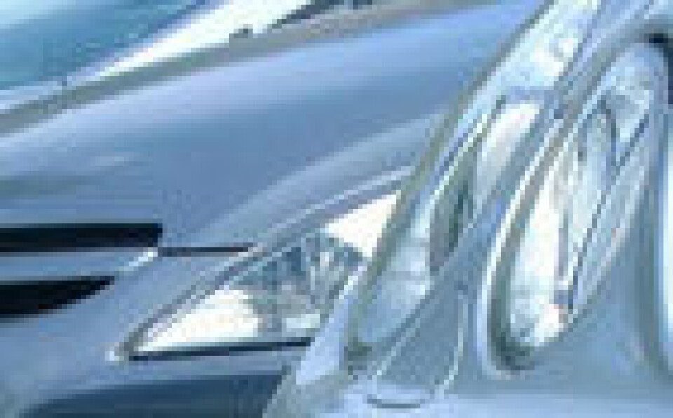 Mercedes og Peugeot fortsatt under samme tak