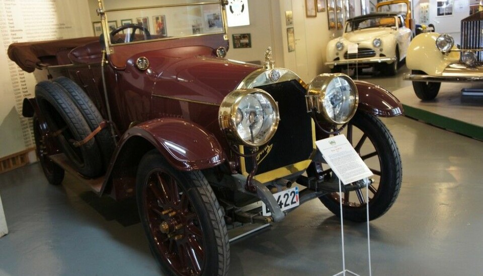 Arvika FordonsmuseumBenz 16/40 PS fra 1913  lenge før Mercedes-Benz ble et begrepFoto: Jon Winding-Sørensen