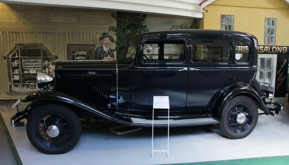 Arvika FordonsmuseumRockne modell 65 fra 1932 en Studebaker med norske aner. Knute Rockne var en norsk amerikansk fotballhelt som fikk navnet sitt på Studebakers billigmodell. Foto: Jon Winding-Sørensen Arvika FordonsmuseumRockne modell 65 fra 1932 en Studebaker med norske aner. Knute Rockne var en norsk amerikansk fotballhelt som fikk navnet sitt på Studebakers billigmodell. Foto: Jon Winding-Sørensen