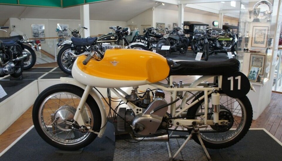 Arvika FordonsmuseumEn av våre favoritter. 2-sylindret 125 Rumi SS 52 fra 1954. Foto: Jon Winding-Sørensen Arvika FordonsmuseumEn av våre favoritter. 2-sylindret 125 Rumi SS 52 fra 1954. Foto: Jon Winding-Sørensen