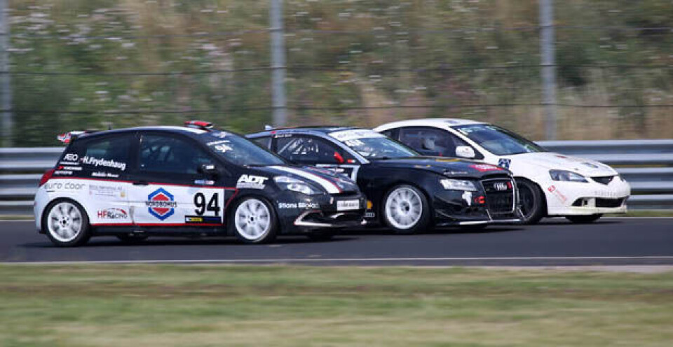 Racing på Vålerbanen
