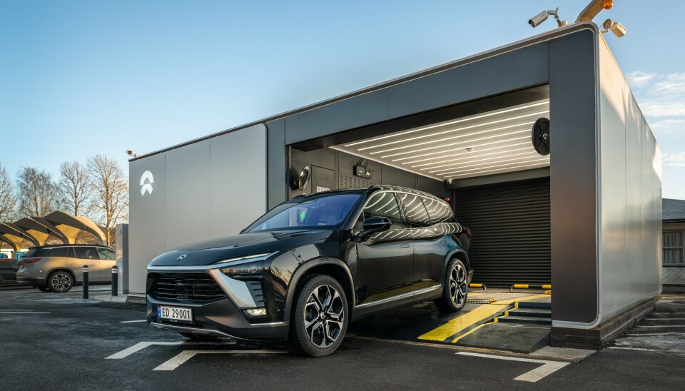 Nio spanderer batteribytte i utlandet