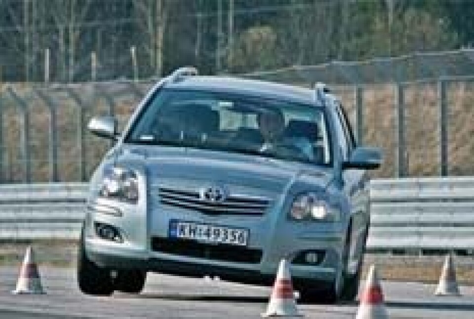 Toyota Avensis 2.0 D-4D Sol