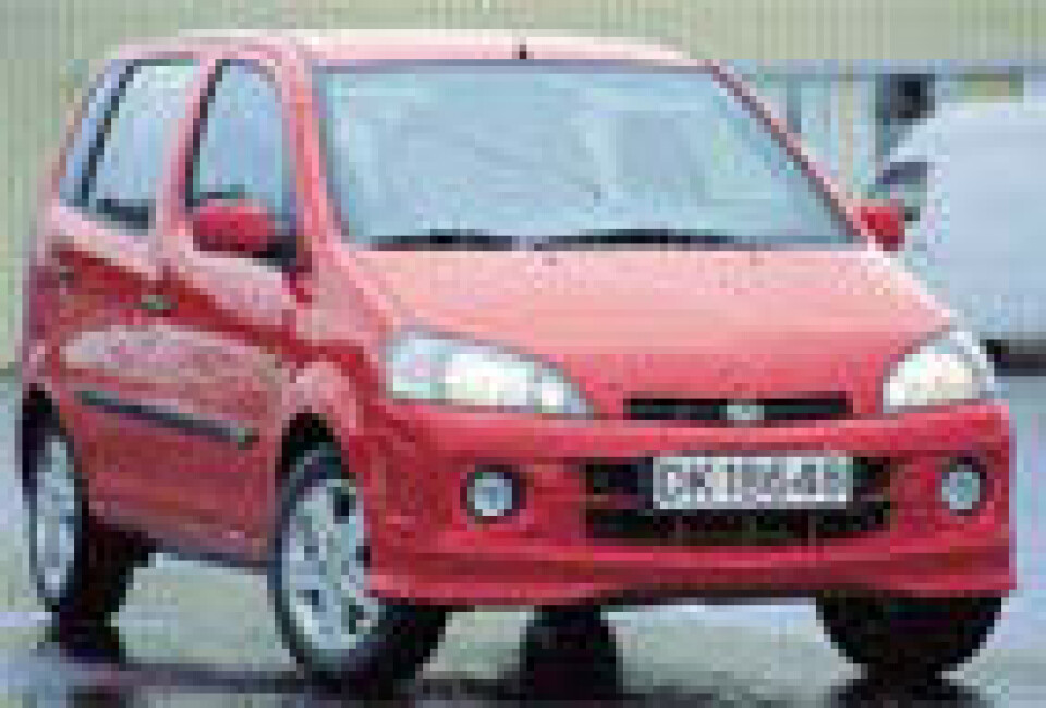 Daihatsu YRV