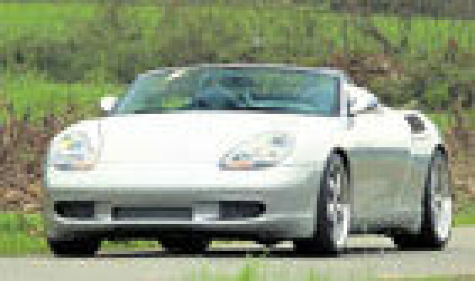Stola S82 Spyder
