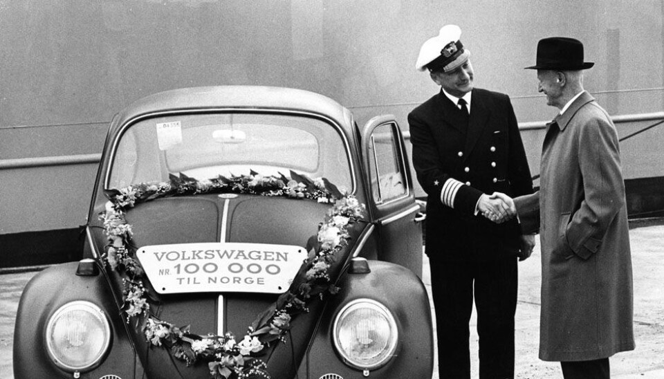 En million Volkswagen til NorgeHarald A. Møller mottar bilen på brygga