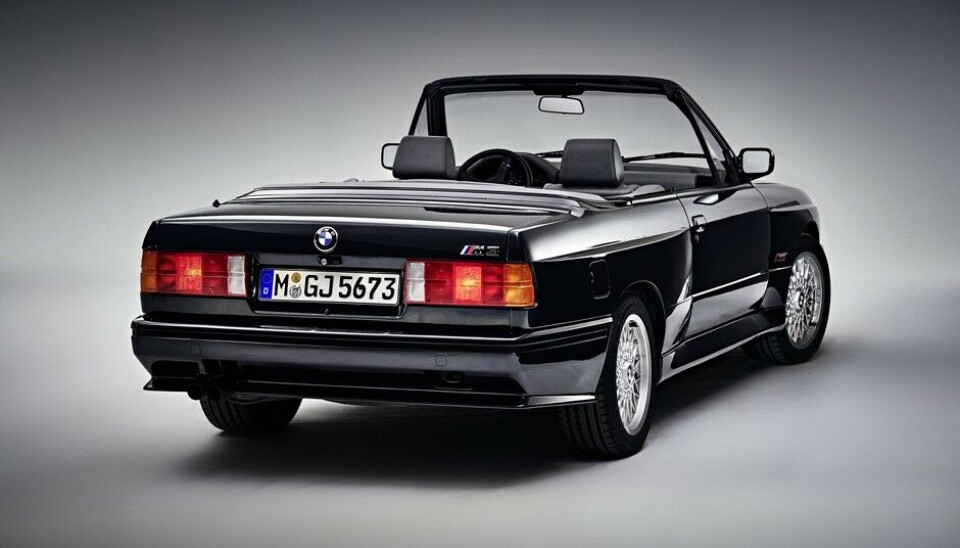 BMW M3 CabrioletGenerasjon 1 BMW M3 CabrioletGenerasjon 1