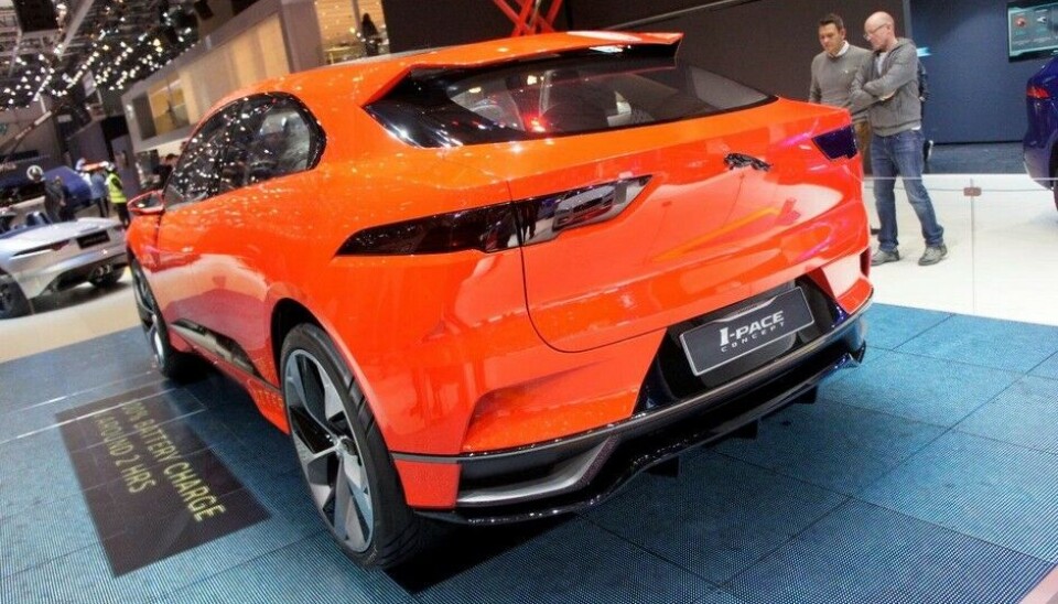 Genève, dagen før dagen førJaguars elektriske I-Pace er det nok mange som gleder seg til. - Foto: Jon Winding-Sørensen Genève, dagen før dagen førJaguars elektriske I-Pace er det nok mange som gleder seg til. - Foto: Jon Winding-Sørensen
