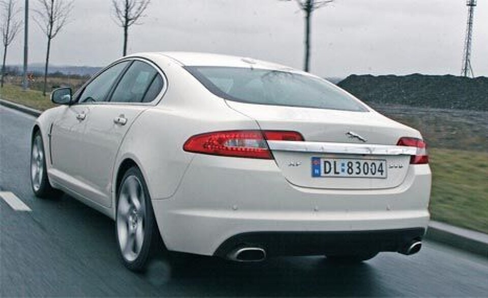 Jaguar XF Jaguar XF