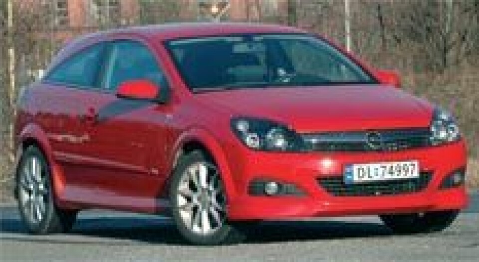 Astra GTC: Sportslig stæsj