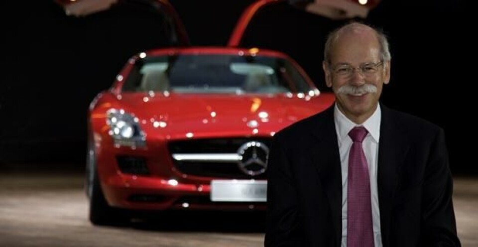Daimler kutter utbyttet
