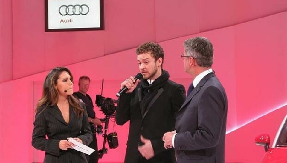 VW-aften i Genève (Foto: Jon Winding-Sørensen)- Grei nok jobb, og lønna var veldig bra, kunne en smilende Timberlake fortelle en kvinnelig programleder som virket som hun var nær ved å dåne.