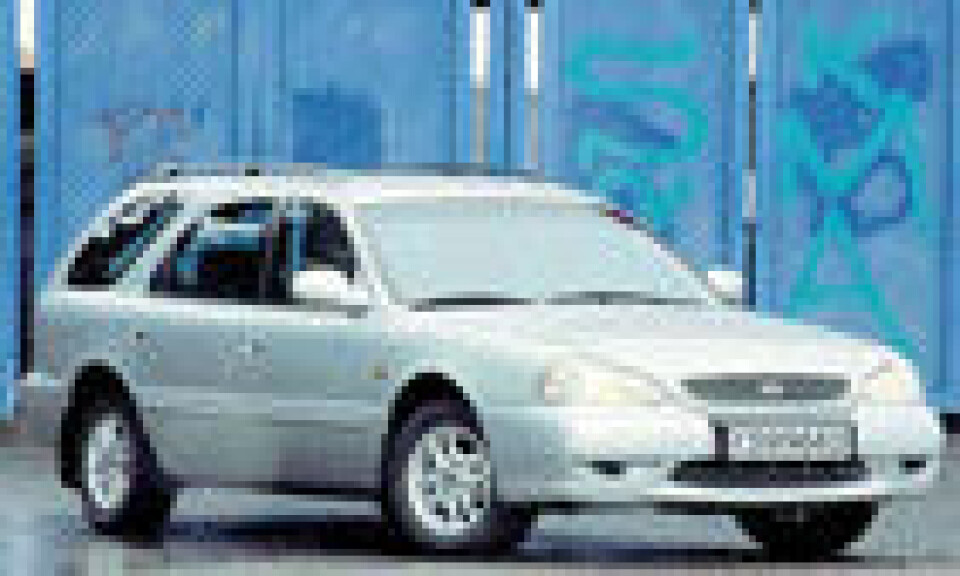 Kia Clarus