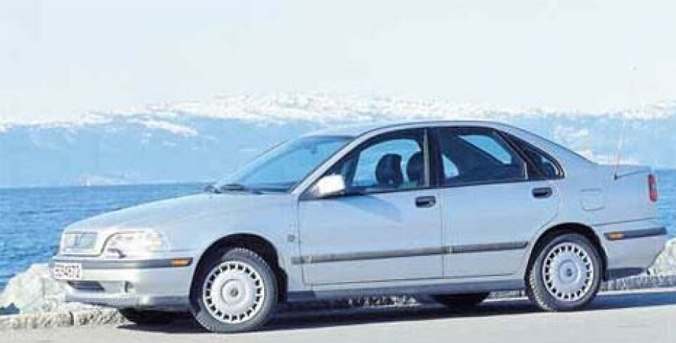 Volvo S40Volvo S40 Volvo S40Volvo S40