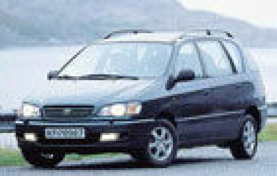 Toyota Picnic: 6 + 1