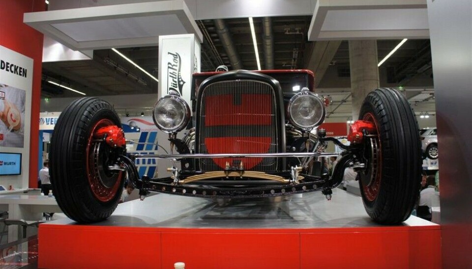 Automechanika 2014Würth vil vi skal oppdage dem på nytt. Gjerne, når de viser sånn innsats. Funnycar og kul logo. Foto: Jon Winding-Sørensen