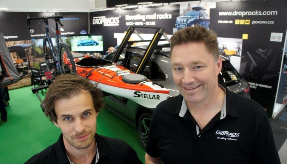 Helge Dimmen (t.v.) har vært med DropRacks siden starten i 2016 – også her nede på Automechanika. Gaute A. Ringvold, mentor, har gått inn som styreformann.