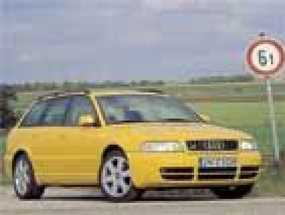 Audi S4 2.7 og A4 2.5 TDI