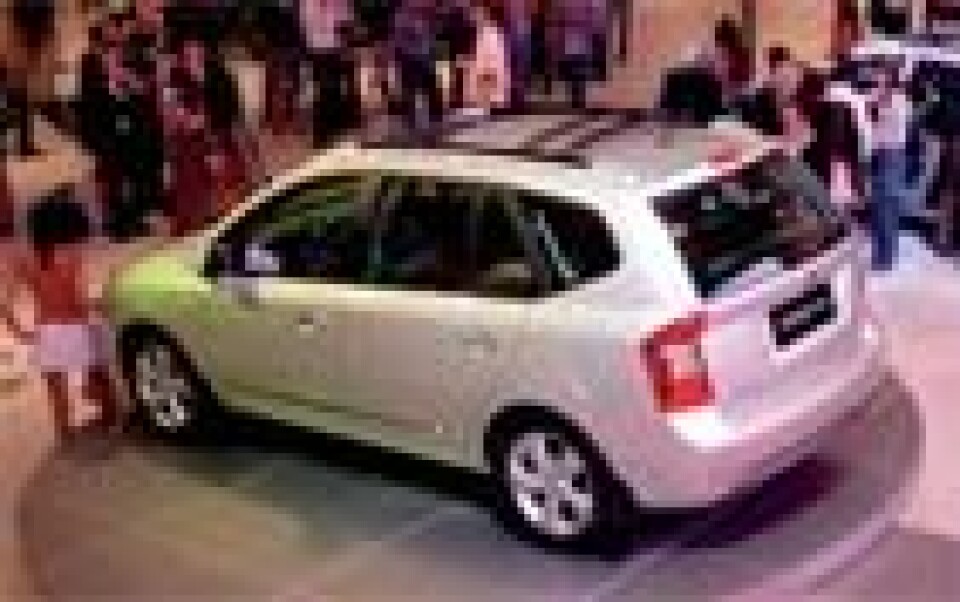 Kia Carens & Sorento II: Kias spanske dager