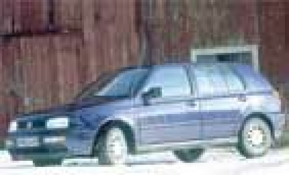 VW Golf 1.6 GL/100 hk
