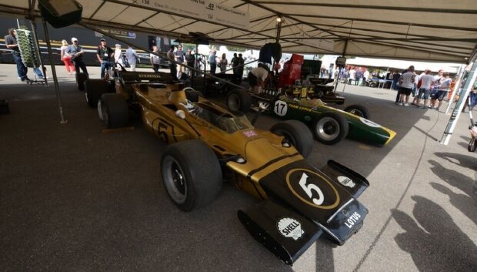 Goodwood Festival of Speed 20121973 Lotus-Pratt & Whitney 56B er kanskje ikke den vakreste bilen i F1-historien. Ikke spesielt suksessfull heller, selv ikke med Emerson Fittipaldi bak rattet. Goodwood Festival of Speed 20121973 Lotus-Pratt & Whitney 56B er kanskje ikke den vakreste bilen i F1-historien. Ikke spesielt suksessfull heller, selv ikke med Emerson Fittipaldi bak rattet.