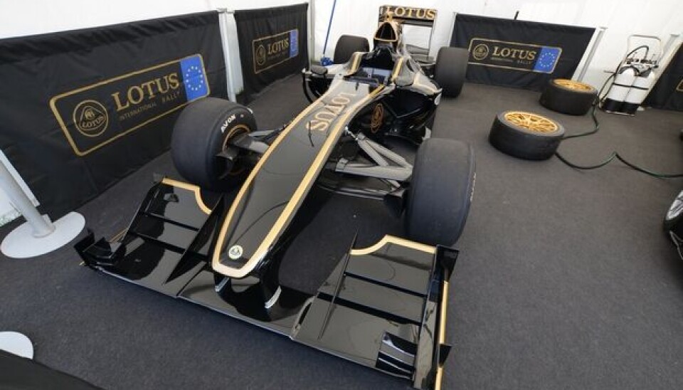 Goodwood Festival of Speed 2012Den ser ut som en F1-bil, men er ikke det. Lotus T125 er for de som vil har det råeste innen banebiler. Prislappen ligger på rundt seks millioner kroner, bane ikke inkludert ... Goodwood Festival of Speed 2012Den ser ut som en F1-bil, men er ikke det. Lotus T125 er for de som vil har det råeste innen banebiler. Prislappen ligger på rundt seks millioner kroner, bane ikke inkludert ...