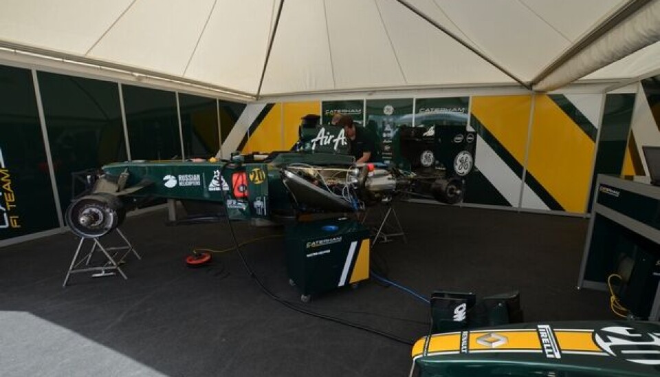 Goodwood Festival of Speed 2012Lotus T127 gjøres klar for banekjøring. Goodwood Festival of Speed 2012Lotus T127 gjøres klar for banekjøring.