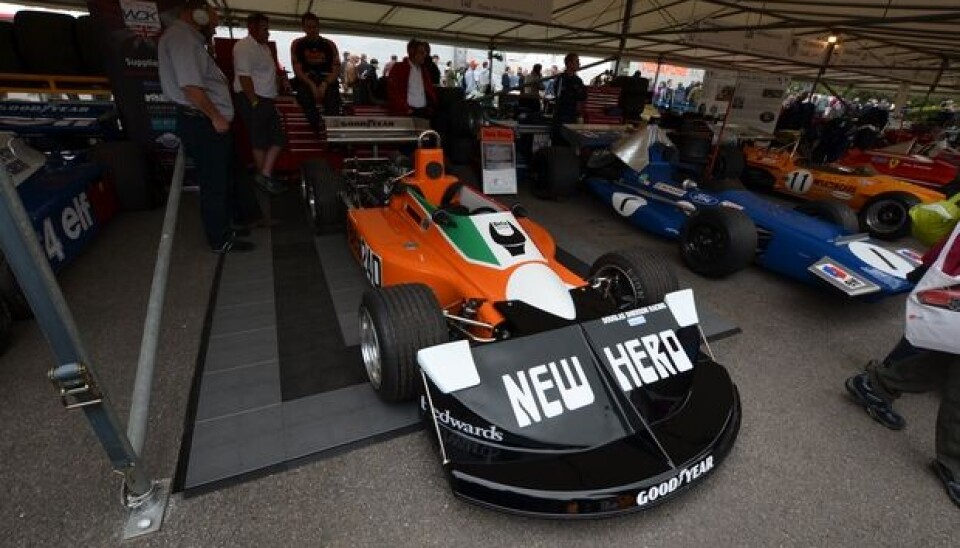 Goodwood Festival of Speed 2012En 1976 March-Cosworth 761 2-4-0 fikk etterhvert også prøve seg på banen - se bilde lenger uti galleriet. Goodwood Festival of Speed 2012En 1976 March-Cosworth 761 2-4-0 fikk etterhvert også prøve seg på banen - se bilde lenger uti galleriet.