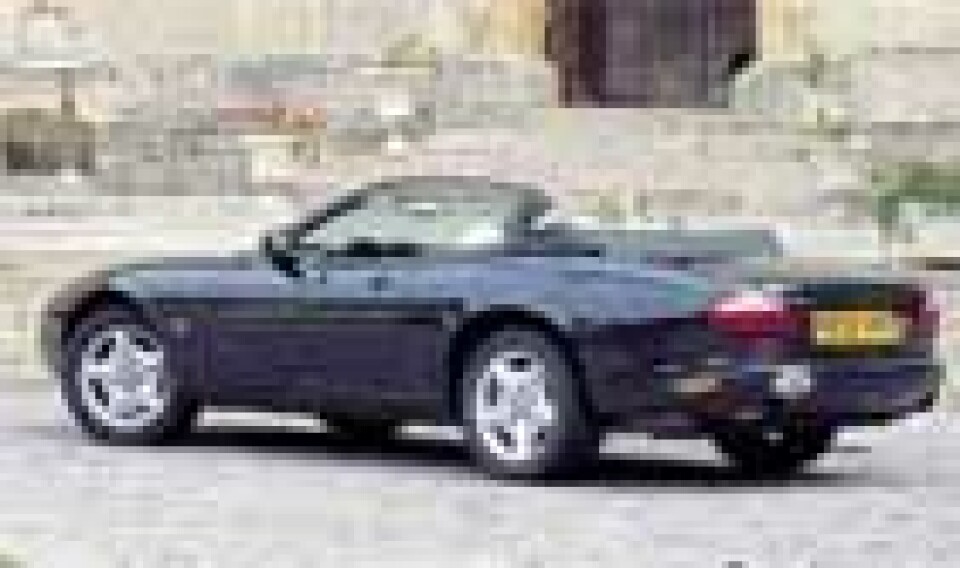 Jaguar XK8