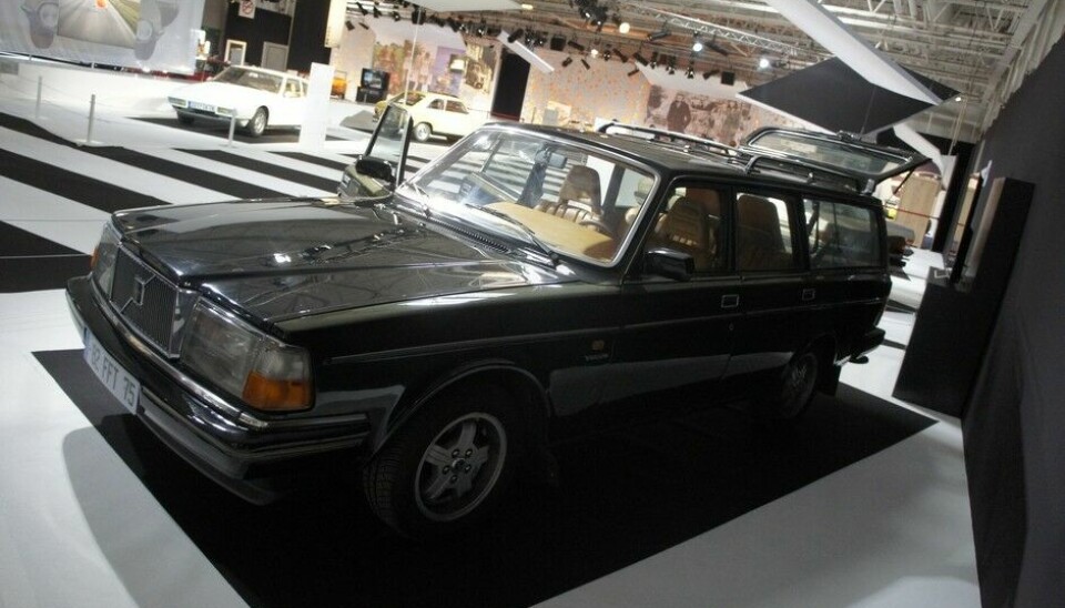Paris 2014: Bil og moteOg hva er moteforbindelsen til en 1982 Volvo 245 Turbo? Jo. Denne var eid og mye brukt av Jean Louis Dumas, sjef for Hermes.