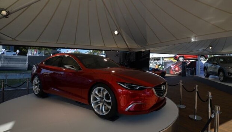 Goodwood Festival of Speed 2012Mazdas Takeri-konsept var også på plass. Om den nye Mazda 6 blir slik, kan det ligge an til en klassevinner på design. Goodwood Festival of Speed 2012Mazdas Takeri-konsept var også på plass. Om den nye Mazda 6 blir slik, kan det ligge an til en klassevinner på design.