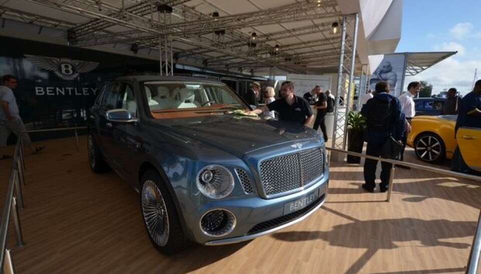 Goodwood Festival of Speed 2012Bentley EXP 9F var ikke oppdatert, slik enkelte rykter ville ha det til. Goodwood Festival of Speed 2012Bentley EXP 9F var ikke oppdatert, slik enkelte rykter ville ha det til.