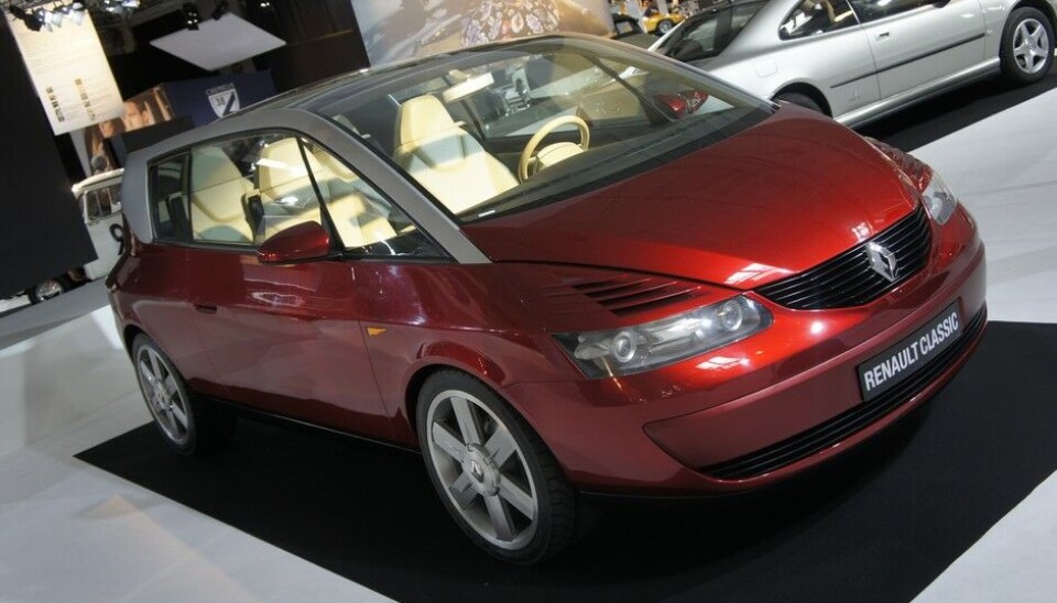 Paris 2014: Bil og moteRenault Avantime. Frankfurt 1999 var nok i tidligste laget for denne skapningen. Paris 2014: Bil og moteRenault Avantime. Frankfurt 1999 var nok i tidligste laget for denne skapningen.