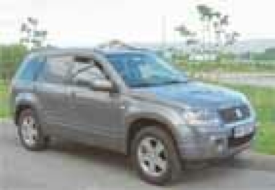 Suzuki Grand Vitara: Mer lik konkurrentene