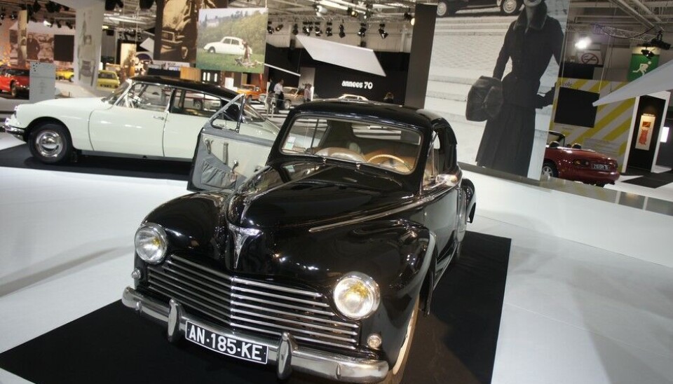 Paris 2014: Bil og moteAv de seks karosserivariantene som Peugeot 203 kom i etter at den ble presentert i 1948, er vel denne coupeen den mest sjeldne. Bare snaue 1000 eksemplarer og to års produksjonstid. Paris 2014: Bil og moteAv de seks karosserivariantene som Peugeot 203 kom i etter at den ble presentert i 1948, er vel denne coupeen den mest sjeldne. Bare snaue 1000 eksemplarer og to års produksjonstid.