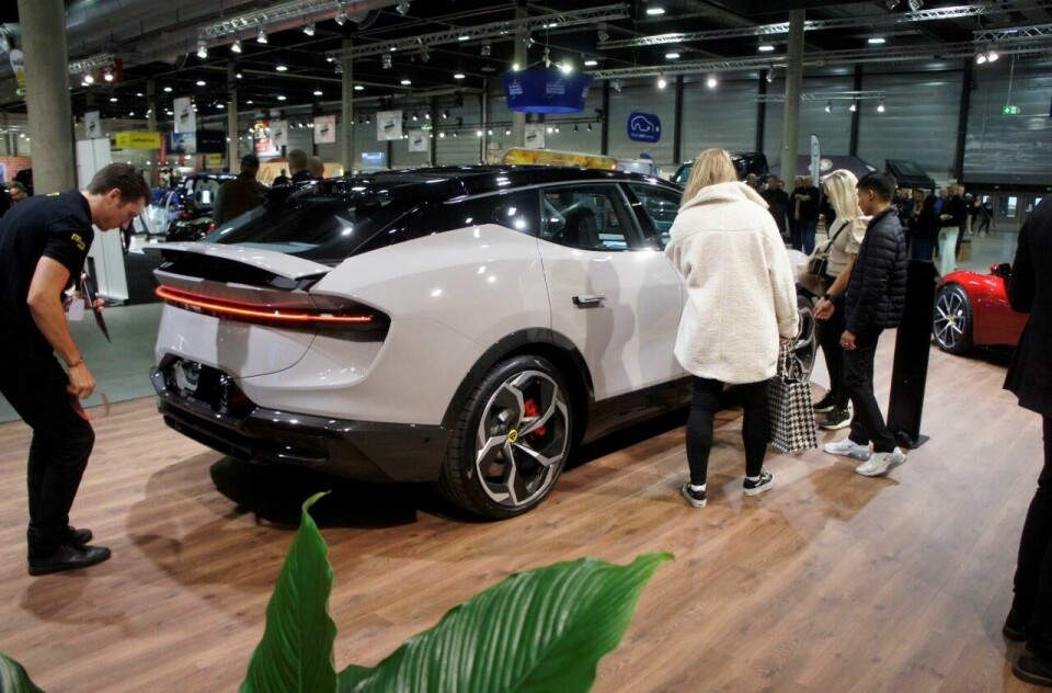 Lotus Eletre på Oslo Motor Show. (Foto: Jon Winding-Sørensen)