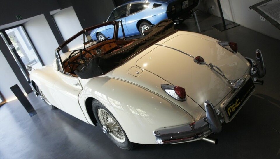 Museum Art & CarsJaguars etterkrigs-sensasjon, XK-serien er vel noe av det mest kjente derfra. Dette er en XK 140. Foto: Jon Winding-Sørensen Museum Art & CarsJaguars etterkrigs-sensasjon, XK-serien er vel noe av det mest kjente derfra. Dette er en XK 140. Foto: Jon Winding-Sørensen