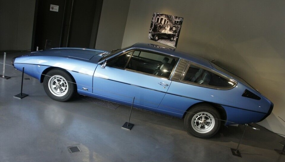 Museum Art & CarsEn underlig en. Den klassiske karosseriprodusenten Owen ville plutselig bygge en serie Lamborghini Espada-lignende spesialmodeller på XJ6. Det ble med tre eksemplarer. Dette karosseriet er fra 1982 og ble bygget på en bil fra 1972. Foto: Jon Winding-Sørensen Museum Art & CarsEn underlig en. Den klassiske karosseriprodusenten Owen ville plutselig bygge en serie Lamborghini Espada-lignende spesialmodeller på XJ6. Det ble med tre eksemplarer. Dette karosseriet er fra 1982 og ble bygget på en bil fra 1972. Foto: Jon Winding-Sørensen