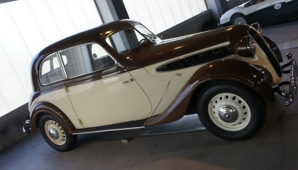 PantheonBMW fra Eisenach. 321 het modellen, 1939 het året. Veldig myk toliters sekser. (Foto: Jon Winding-Sørensen) PantheonBMW fra Eisenach. 321 het modellen, 1939 het året. Veldig myk toliters sekser. (Foto: Jon Winding-Sørensen)
