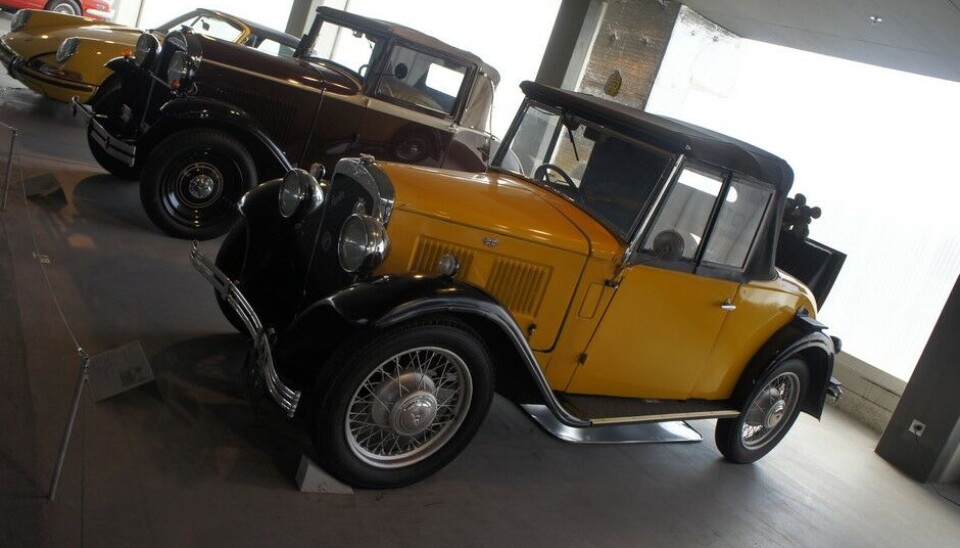 PantheonGulfargen hjelper, egentlig en beskjeden Austin Seven Tourer (Foto: Jon Winding-Sørensen) PantheonGulfargen hjelper, egentlig en beskjeden Austin Seven Tourer (Foto: Jon Winding-Sørensen)