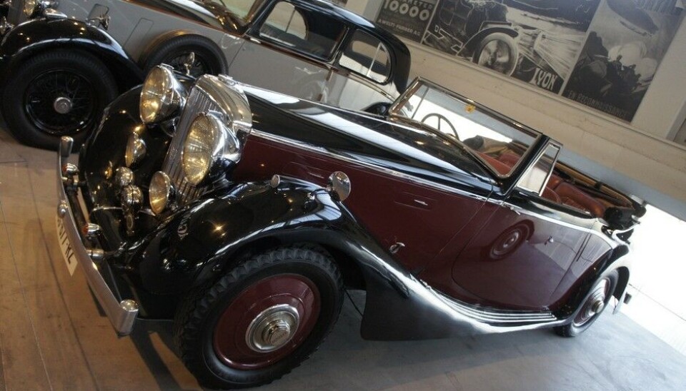 PantheonDette Bentley-karosseriet har jeg ikke peiling på, men det ser ikke engelsk ut. (Foto: Jon Winding-Sørensen) PantheonDette Bentley-karosseriet har jeg ikke peiling på, men det ser ikke engelsk ut. (Foto: Jon Winding-Sørensen)