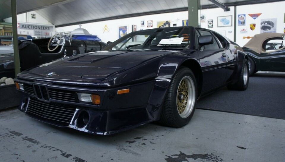 Galleri ToffenNye rader, men nesten alle er verdt å stanse opp ved, en Flaminia, en Jaguar XJ220, en BMW M1 med litt herpa front, en Austin Healey. Foto: Jon Winding-Sørensen Galleri ToffenNye rader, men nesten alle er verdt å stanse opp ved, en Flaminia, en Jaguar XJ220, en BMW M1 med litt herpa front, en Austin Healey. Foto: Jon Winding-Sørensen