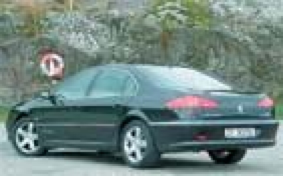 Peugeot 607 2.7 HDi: Sterk lang-pendler